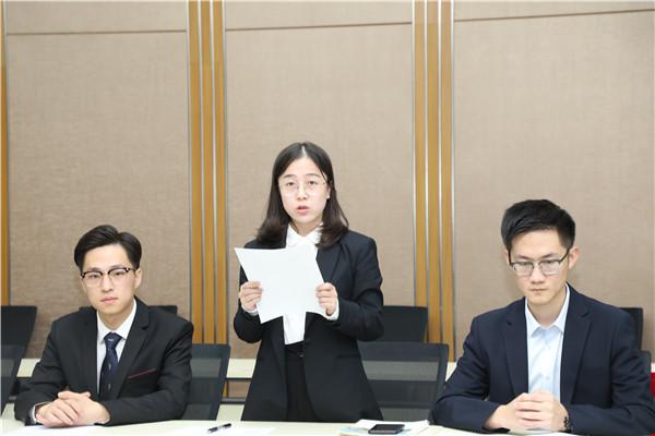 7新进教师代表赵静文老师发言.JPG