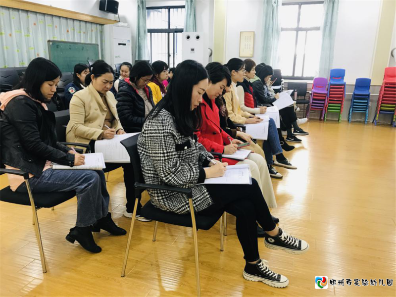 爱心育人市实验幼儿园举办青年教师优质课评比活动